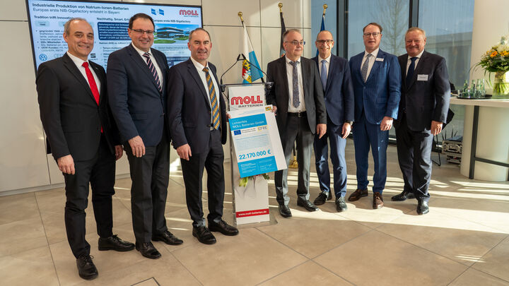 Übergabe der Förderurkunde